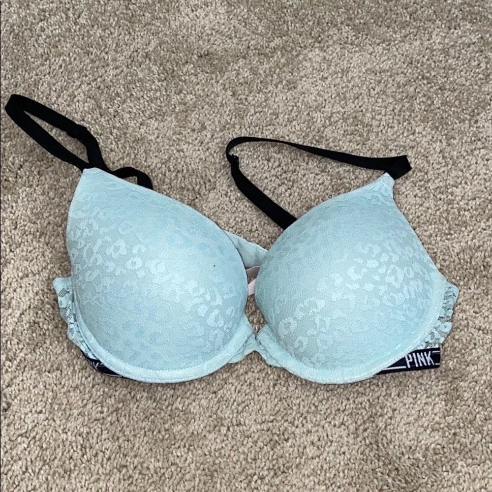 PINK Bra. Size 34C. Good Condition.
